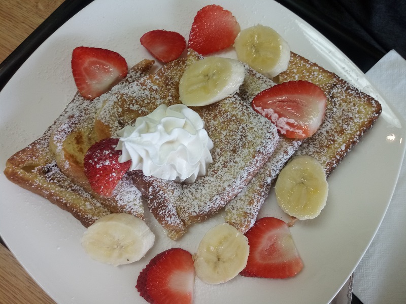 french toast breakfast with fruit in weehawken nj