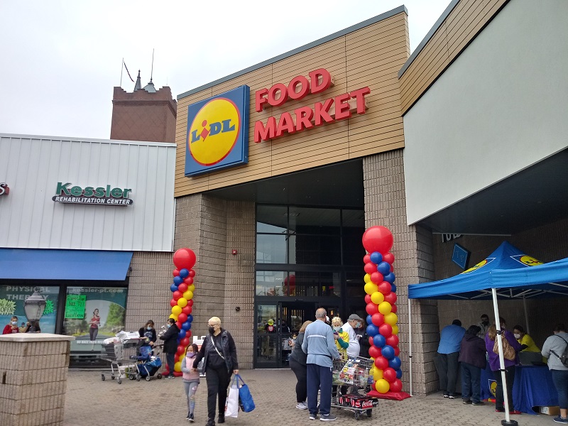 Lidl Grocery Sore in Weehawken Grand Opening